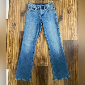 Lucky brand mid rise boot jean